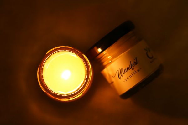 Vanilla Soy Wax Manifestation Candle - A Vanilla-scented soy wax candle with manifestation properties (3)